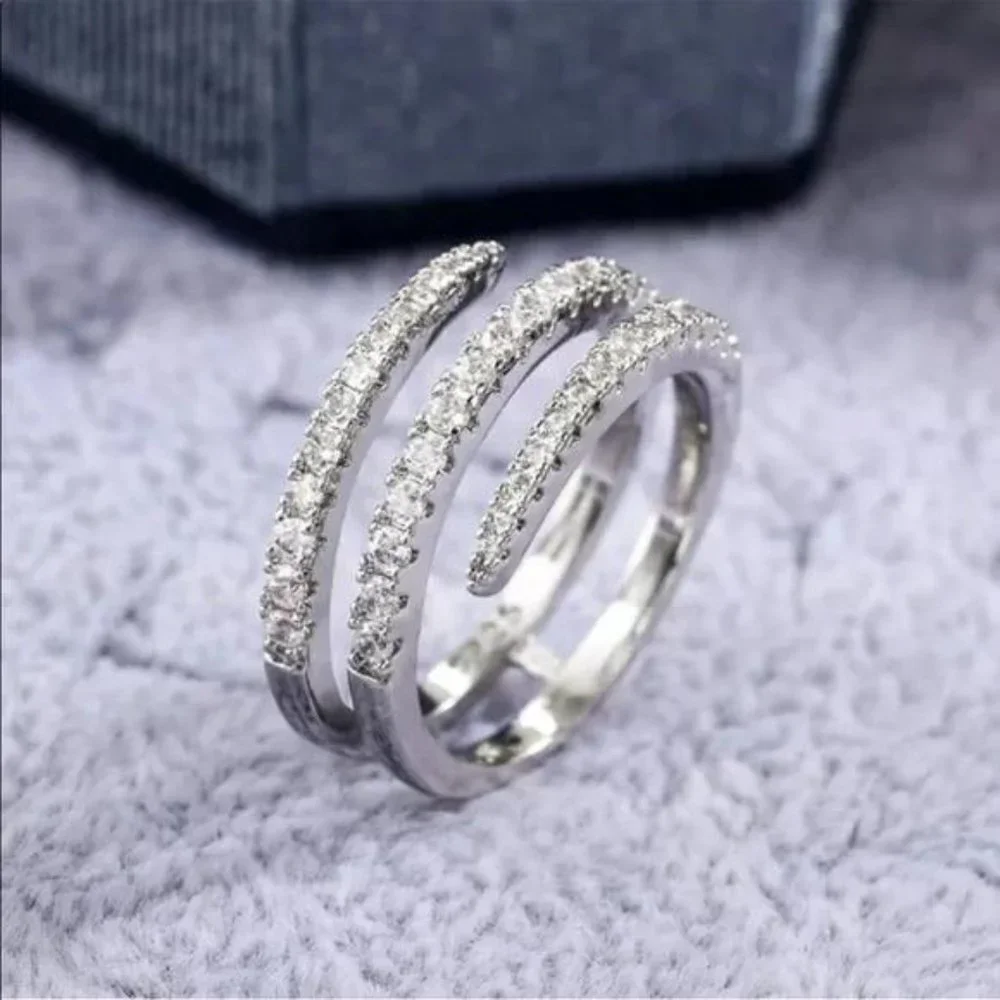 NEW 925 STERLING SILVER RING, CUTE RING, SHINY RING. - Picture 7 of 7